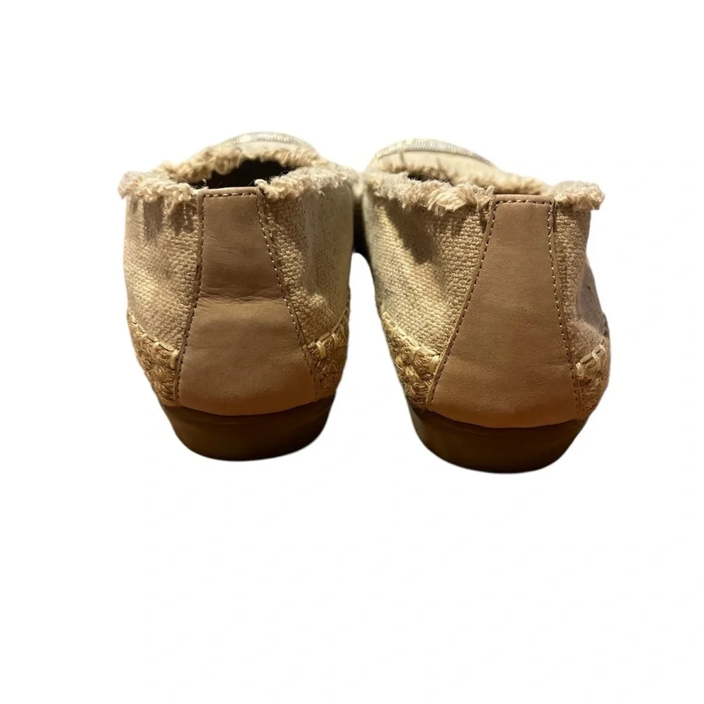 Vaneli Women's Tan and Gray Espadrilles